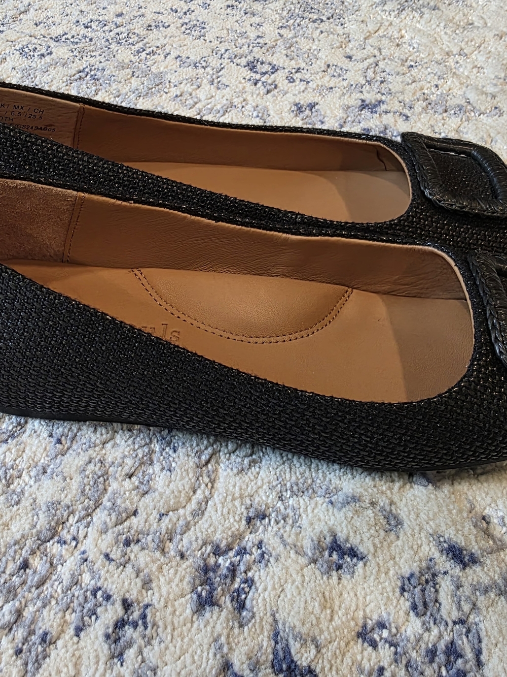 Gentle Souls Black Women’s Square-Toe Buckle Ballet Flat - Size 9 - Picture 8 of 11